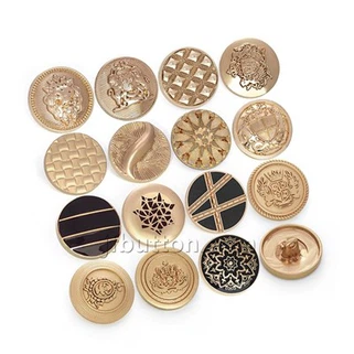 Erkaklar uchun moviy blazer oltin tugmalari